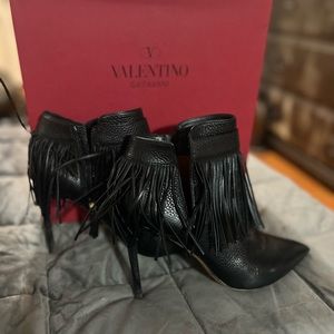 Valentino, black boot with fringes, size 10, size 40